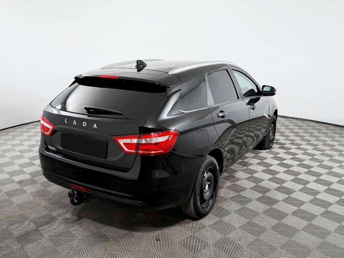 Lada (ВАЗ) Vesta SW, 2020 - фото №4