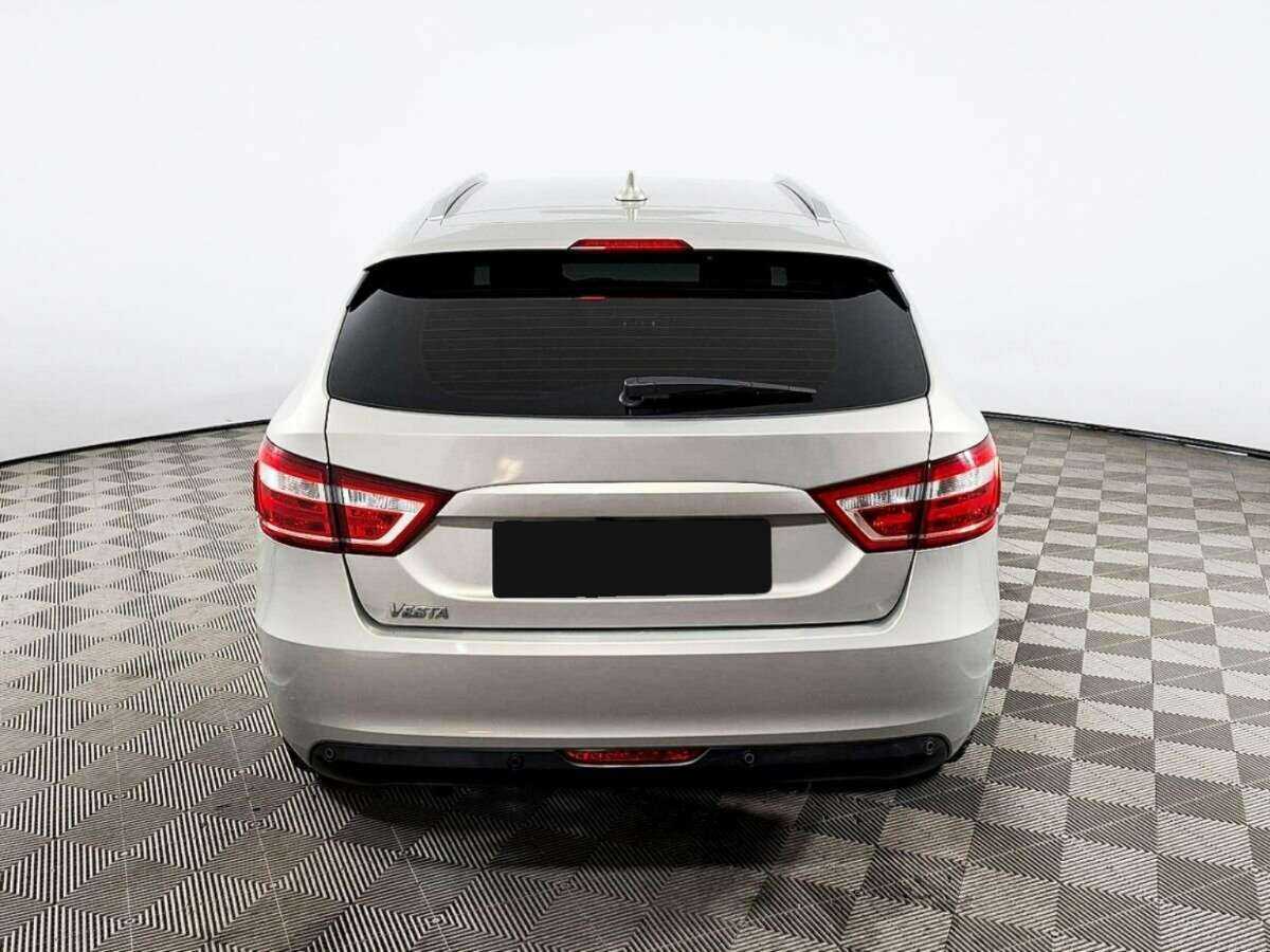 Lada (ВАЗ) Vesta SW, 2019 - фото №4