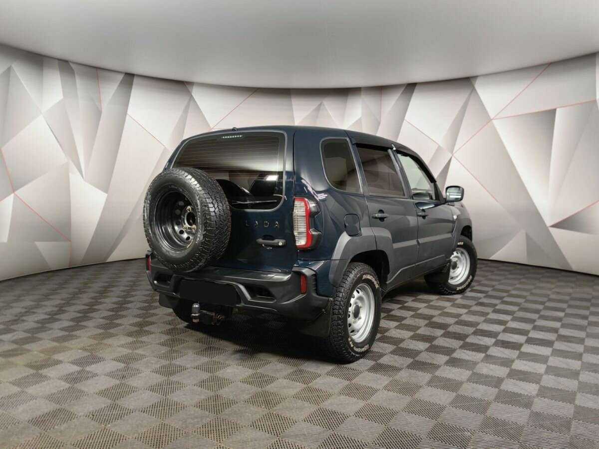 Lada (ВАЗ) Niva, 2022 - фото №2